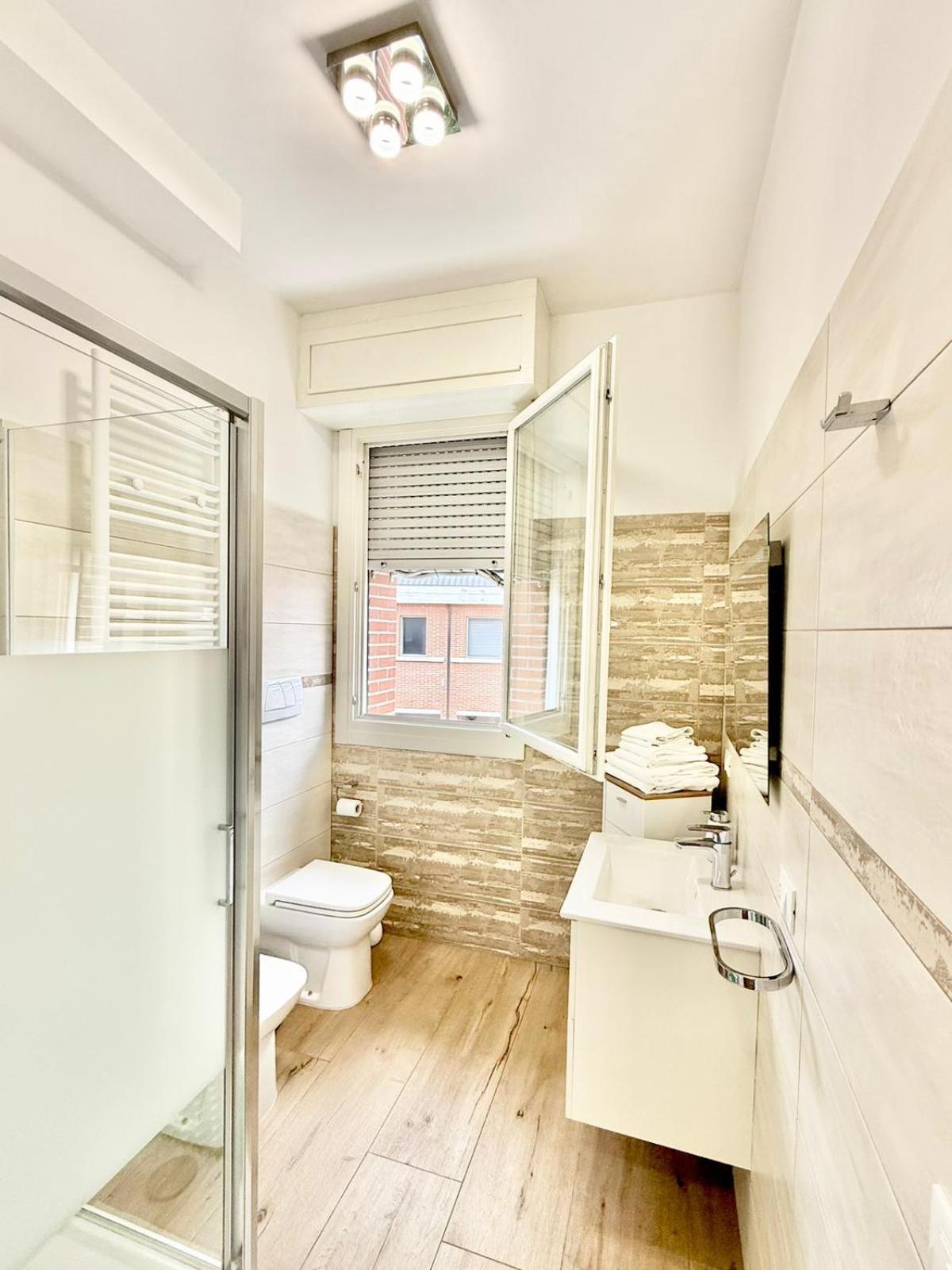 Travel Fiera Apartment Bologna Exterior photo